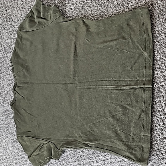 Army green top - Picture 6 of 6